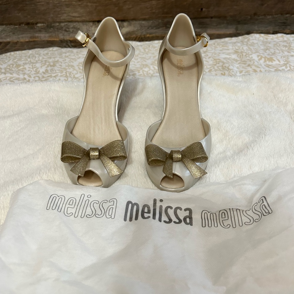 Melissa Wedgie